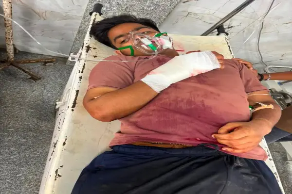 लखनऊ में बाइक की टक्कर के बाद चाकूबाजी, 70 वर्षीय बुजुर्ग की मौत, पोता घायल